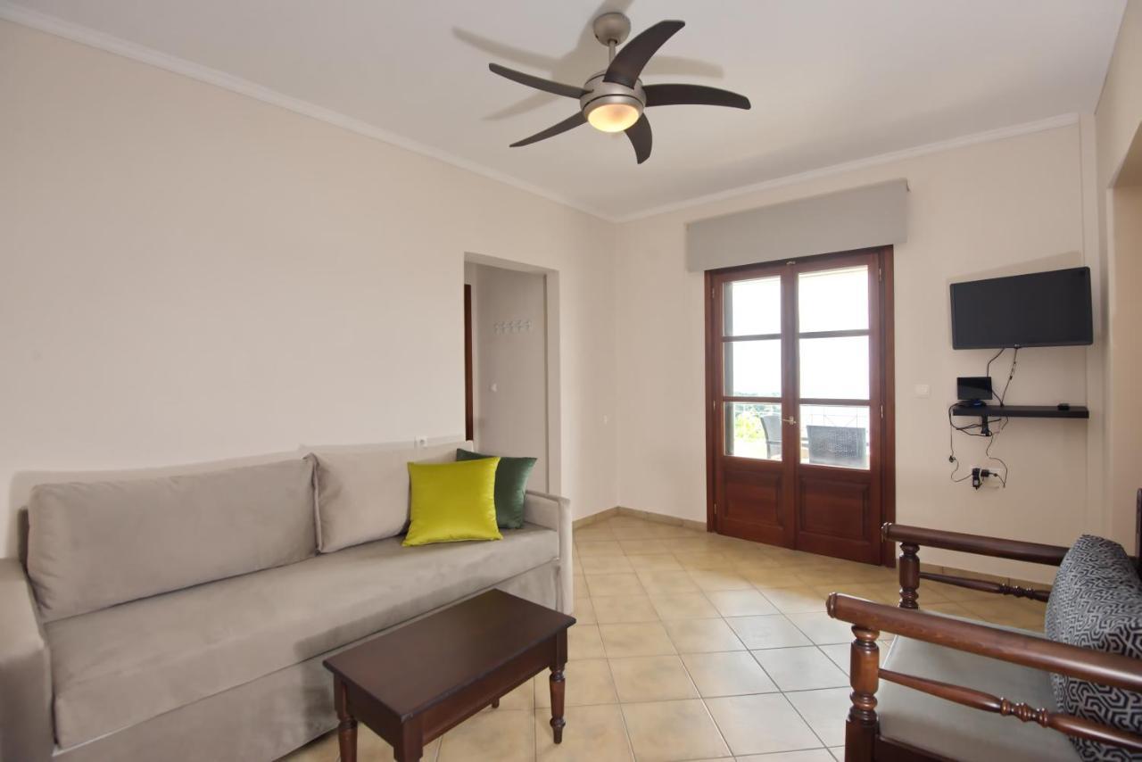 Elpida Apartments Votsi  Zewnętrze zdjęcie