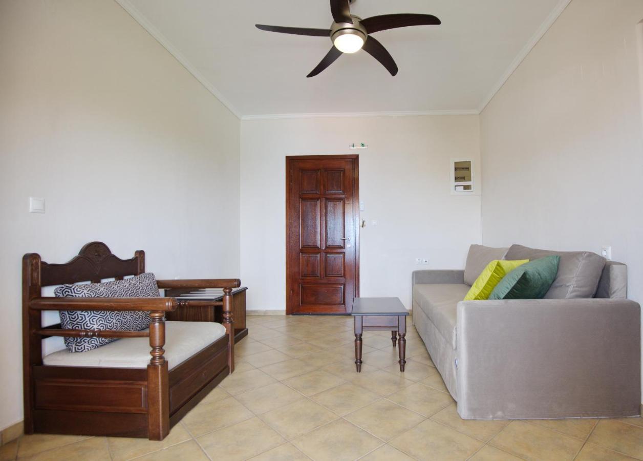 Elpida Apartments Votsi  Zewnętrze zdjęcie